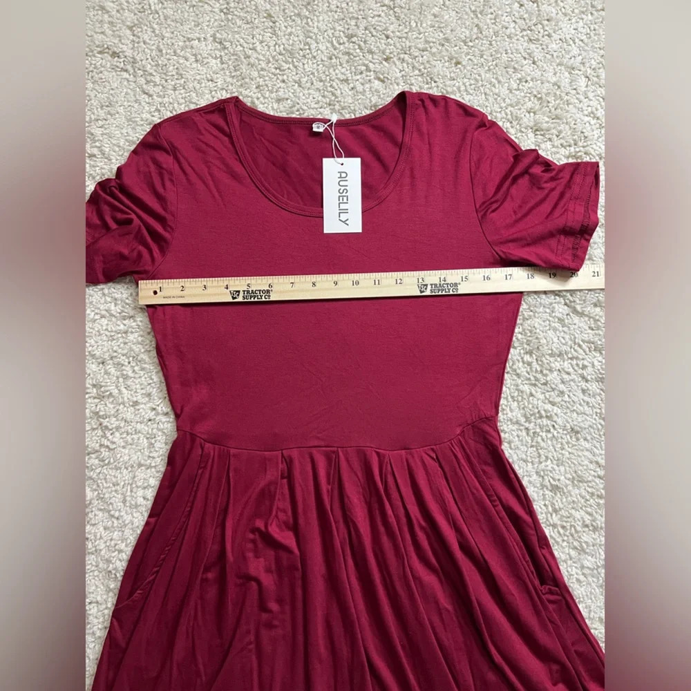 Size Medium Women’s Auselily Burgundy Dress NWT - Picture 3 of 6